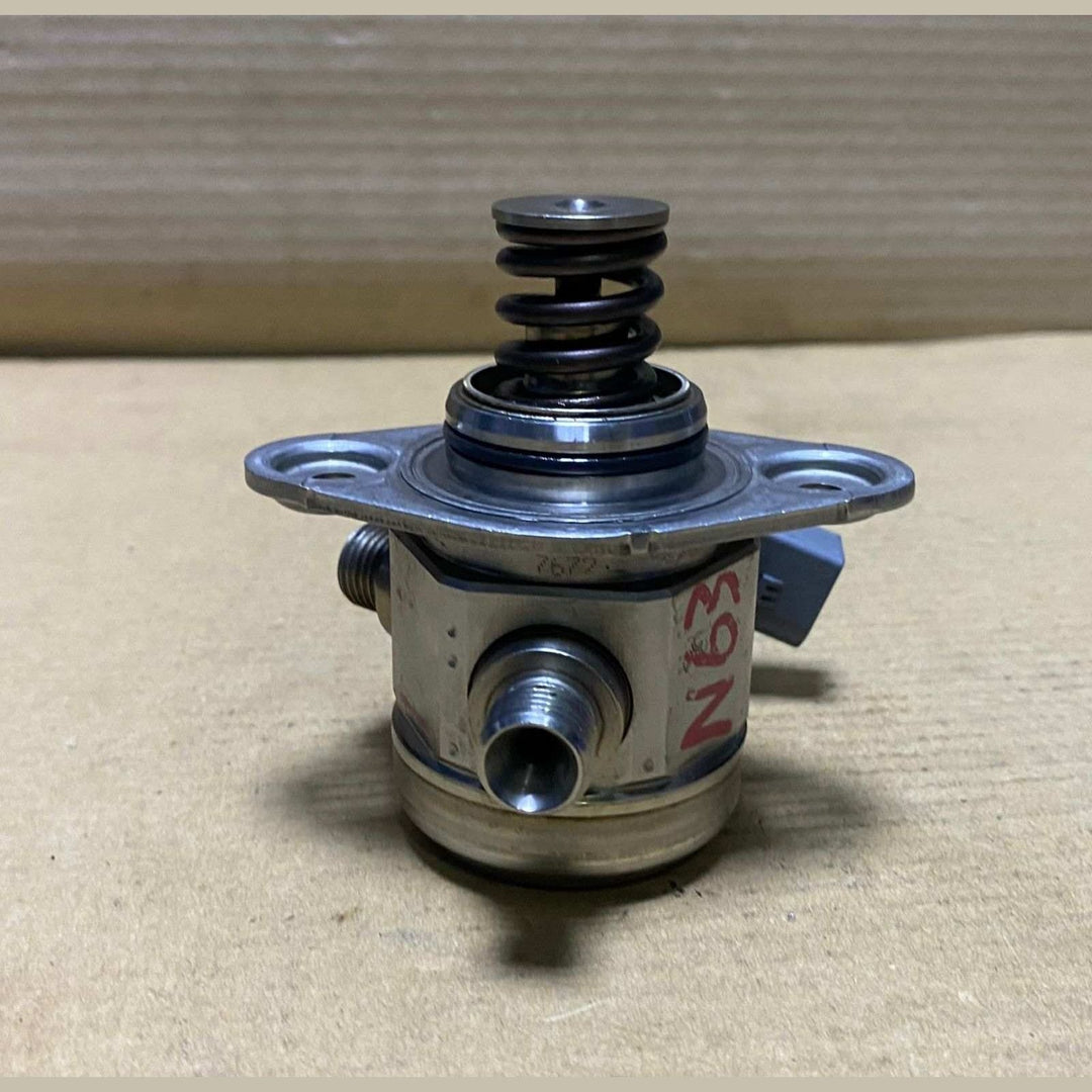2014-2018 BMW X5 High Pressure Fuel Pump 7595339 550i, 650i, 750i, 750Li, X6, an