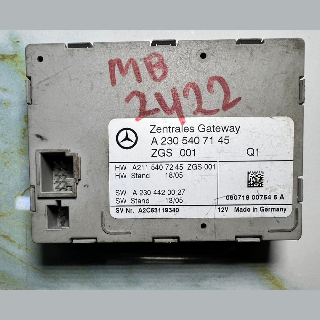 Mercedes Gateway Control Module A2305407145 SL R230 and R232