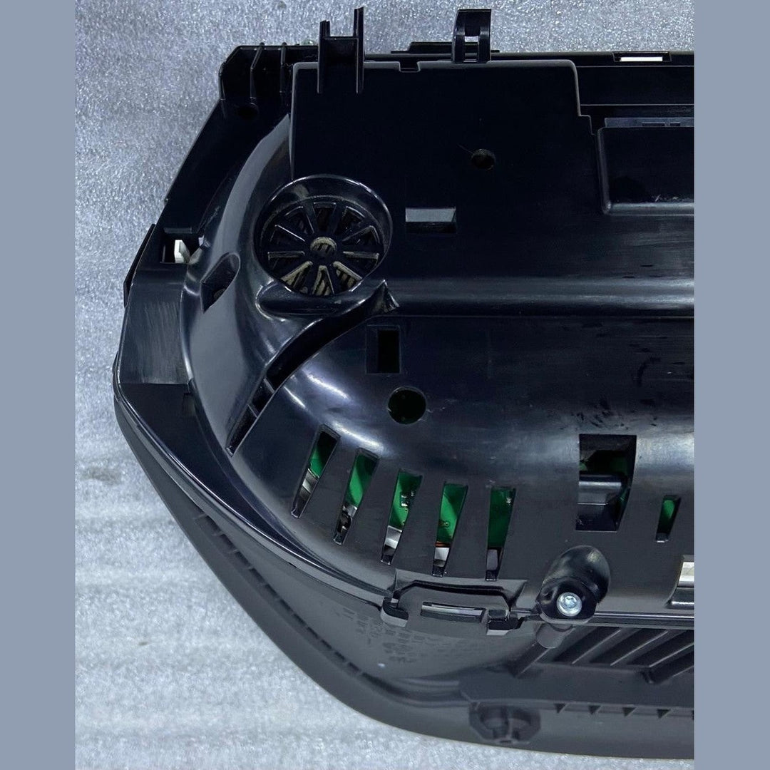 OEM BMW F20 F21 F22 F23 Instrument Cluster Speedometer KMH 9325166