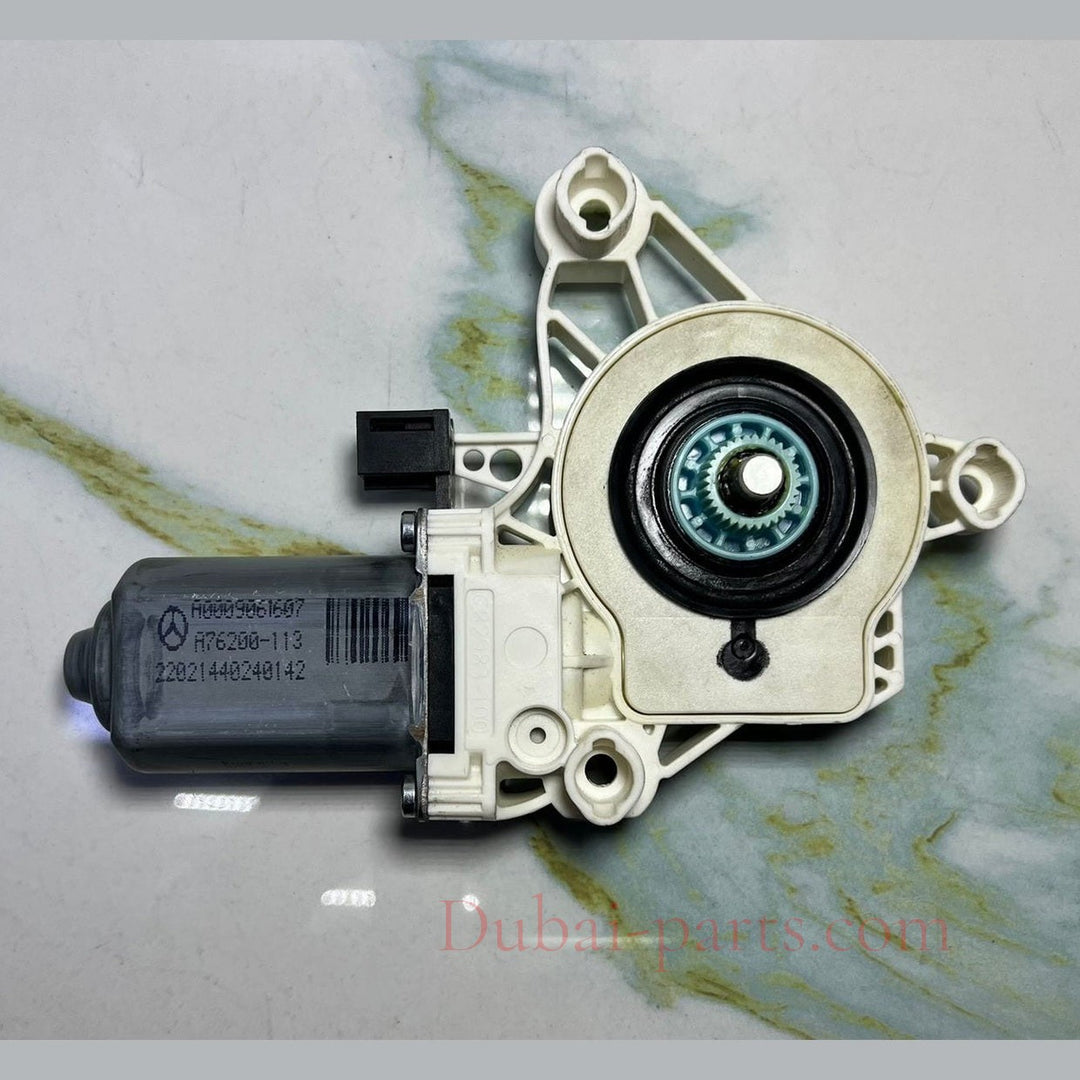 2019-2024 Mercedes-Benz CLA250 Window Regulator Motor A0009061607 CLA250, CLS450