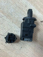 Bild in die Galerieansicht laden, 2007 BMW N52 E60 B20 Engine Control Module SET DME + CAS2 + 1KEY 7561684