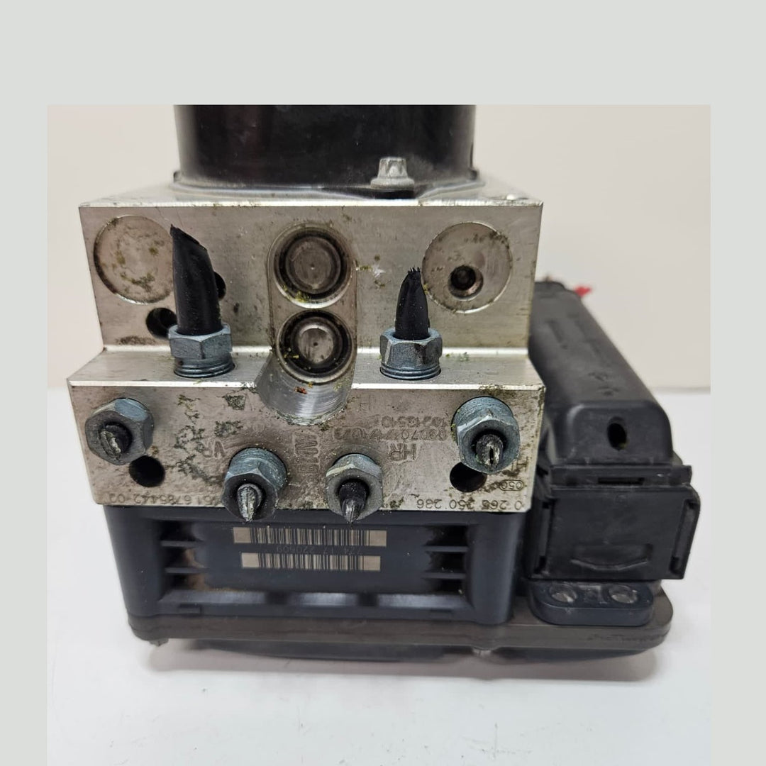2008-2016 BMW 7 Series F01 F02 730D 750i F10 Abs Pump 6792478