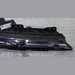 Bild in die Galerieansicht laden, OEM BMW 7 Series G70 Headlight Upper LED Front 9879936 Right Side Used 15-20 km