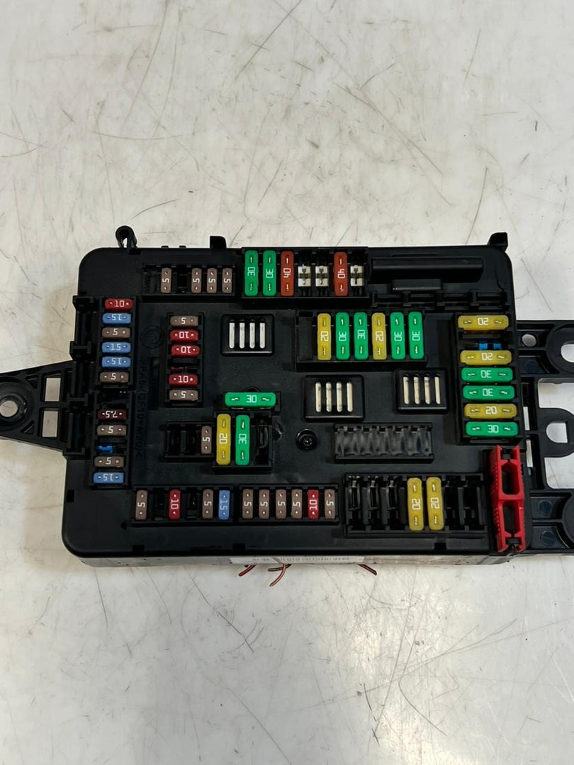 2015-2019 BMW X5 F15 F20 F21 F22 F30 FUSE Rear Power Distribution Box 9360372