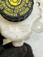 Bild in die Galerieansicht laden, 2022-2025 BMW iX 120 40 XDRIVE Brake Fluid Reservoir Expansion Tank 6898196 OEM