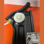 Load image into Gallery viewer, 2015-2016 BMW 428i Gran Coupe Window Regulator 7326328