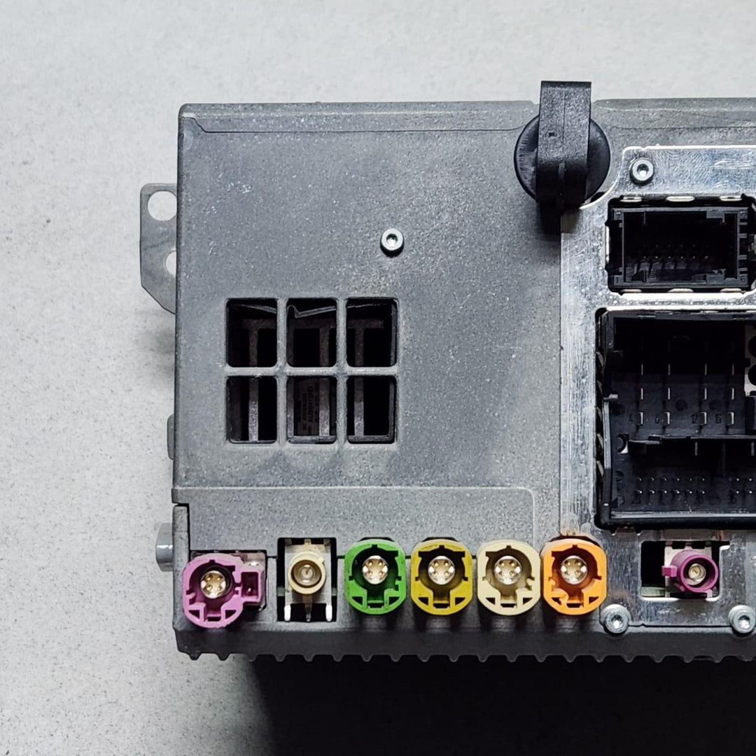 BMW Navigation Head Unit 9327318 F01 F02 F10 F11 F15 X5 
