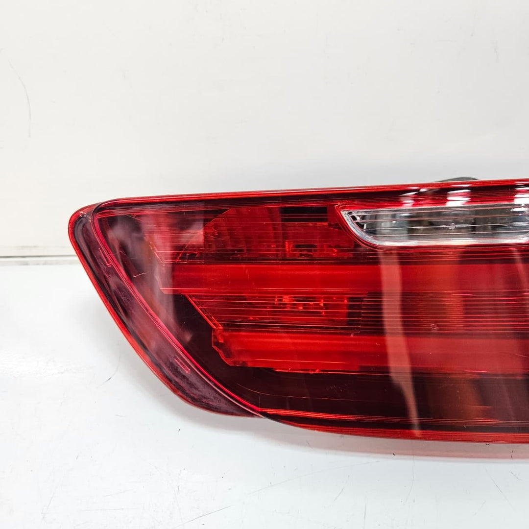 7210580-2013-2019 BMW 6 Series F06 F12 F13 650i Gran Coupe Taillight Rear Right