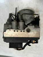 Load image into Gallery viewer, 1997-2000 BMW 528i 5 Series E39 Abs Brake Pump Module 0265217000 1090910 OEM