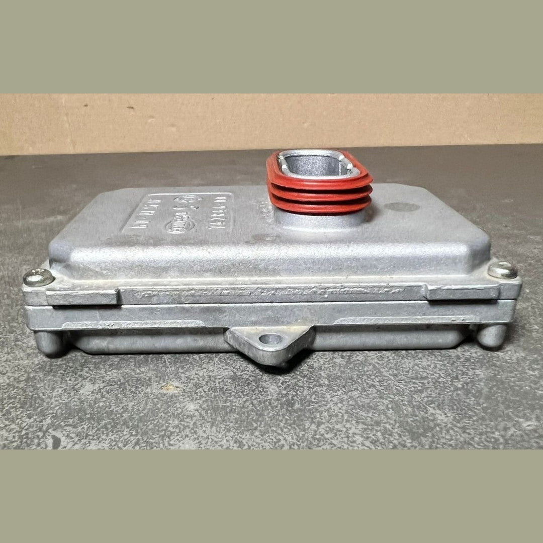 Mercedes W211 E350 Xenon Light Headlight Control Module Unit A003 8205826 OEM