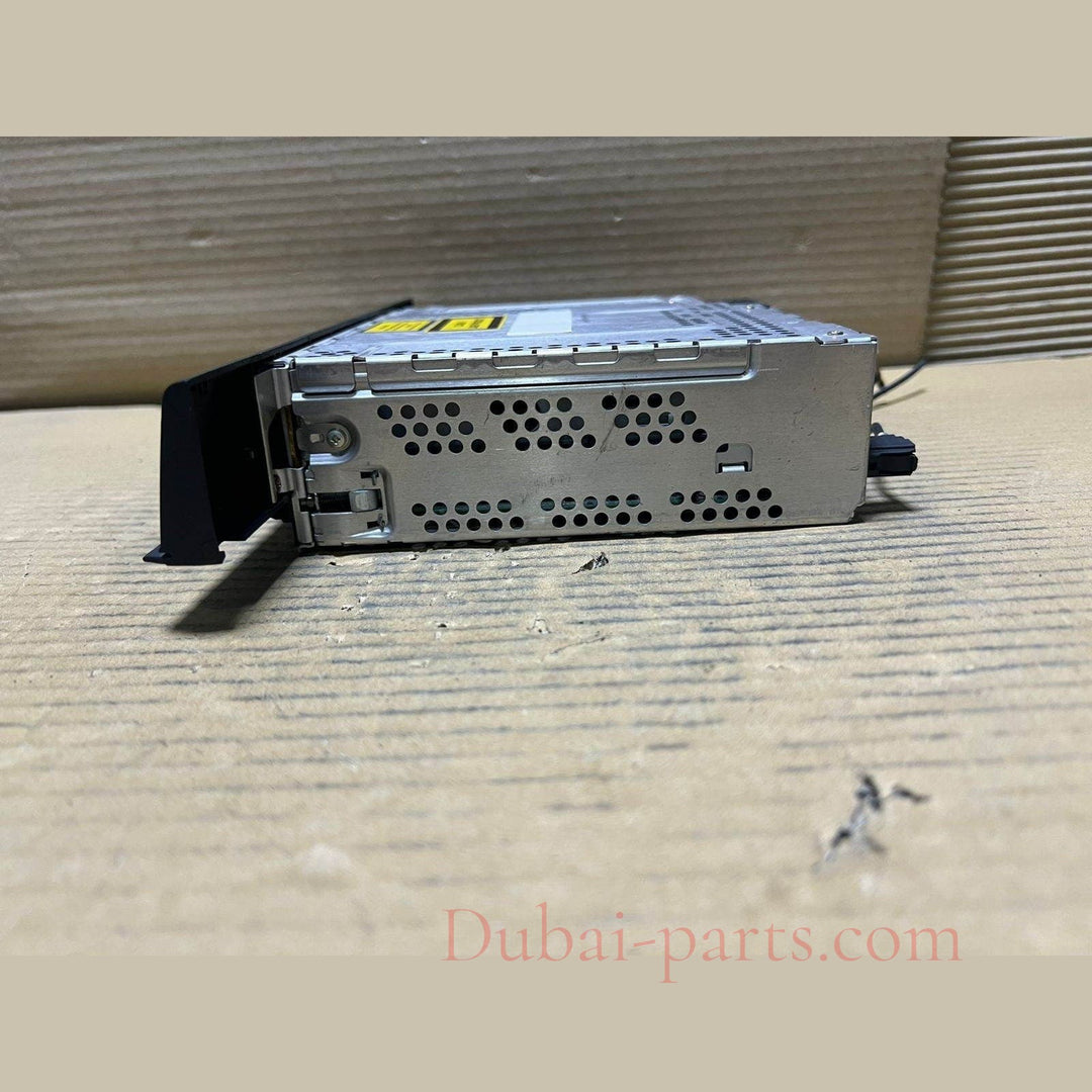 2001-2007 BMW 525i Cd Player 6916241 E39 5-Ser 525i, 530i, 540I HEAD UNIT 