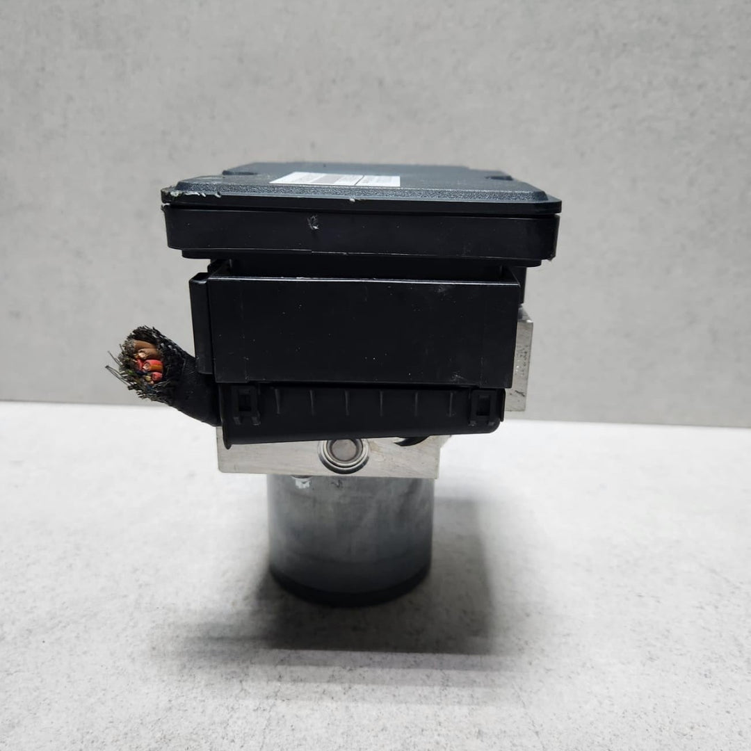 2010-2016 BMW 535i xDrive Abs Pump Module 6853400