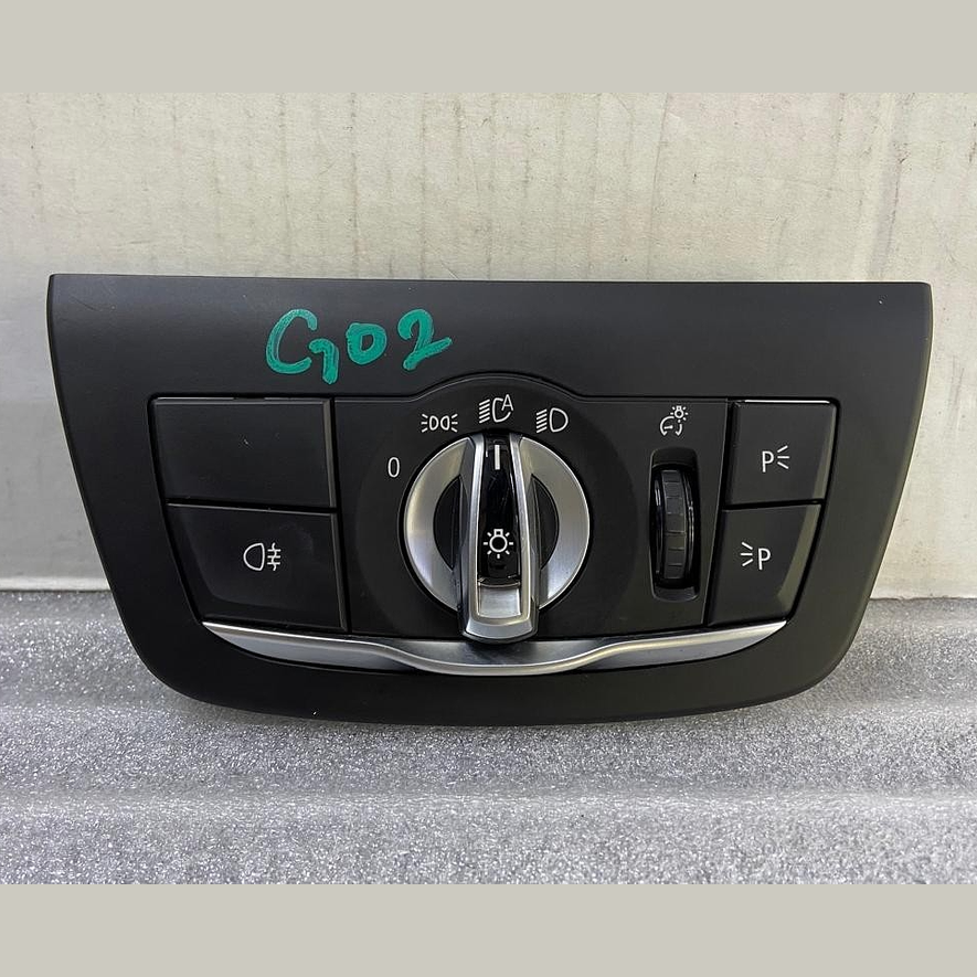 OEM BMW X3 G01 G02 HEADLIGHT SWITCH CONTROL UNIT 9472965