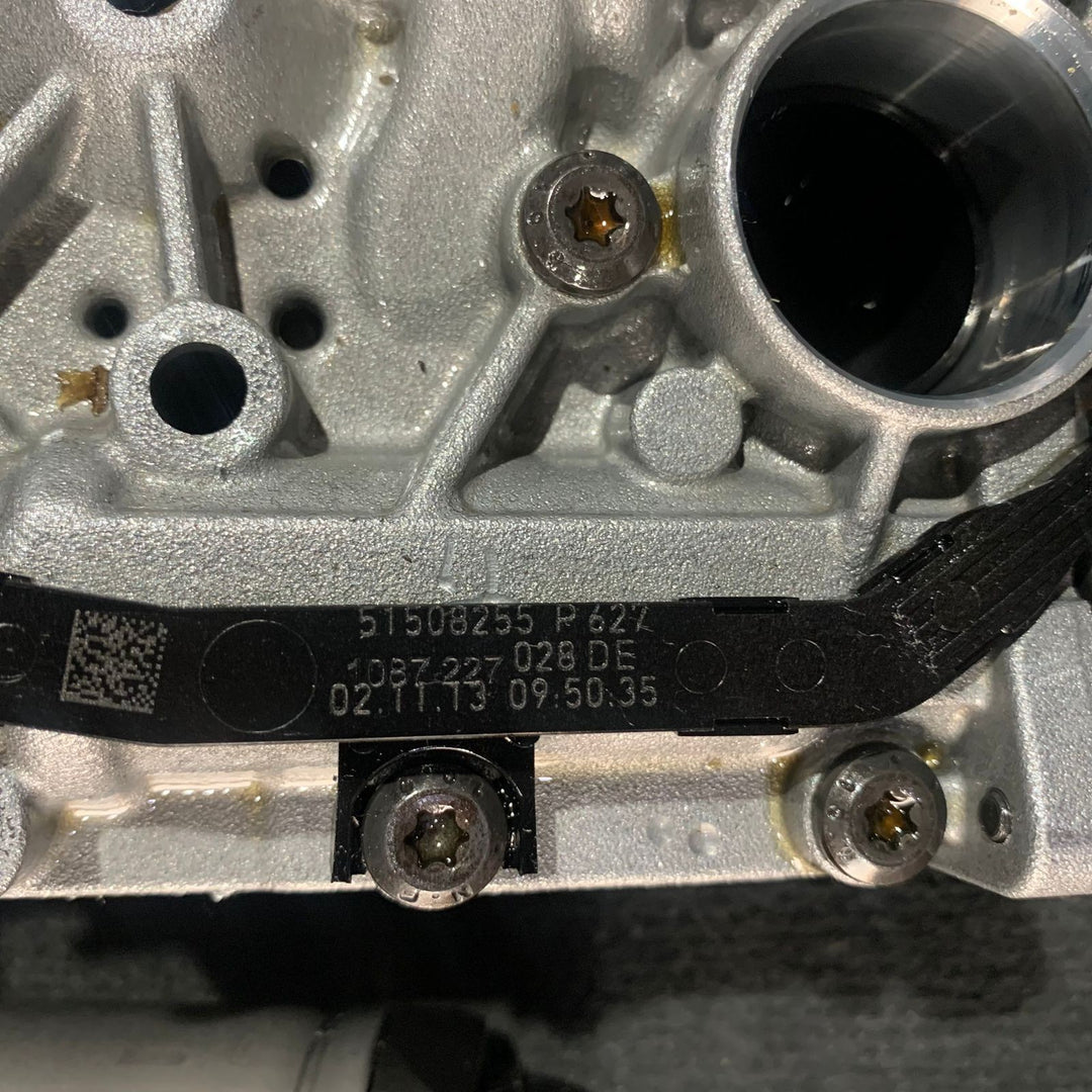 BMW F30 320I N20 2013 Gasoline TRANSMISSION VALVE BODY P/N 8618881