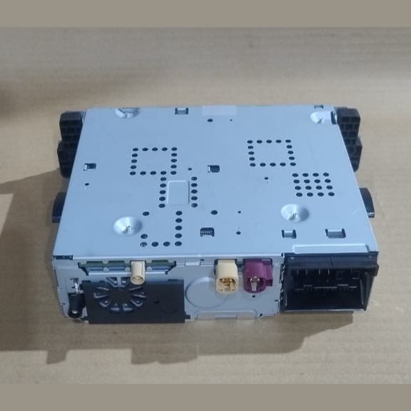 BMW 5 SERIES F10 F11 530D 2013 ALPINE RADIO CD DISC PLAYER UNIT -  9294210