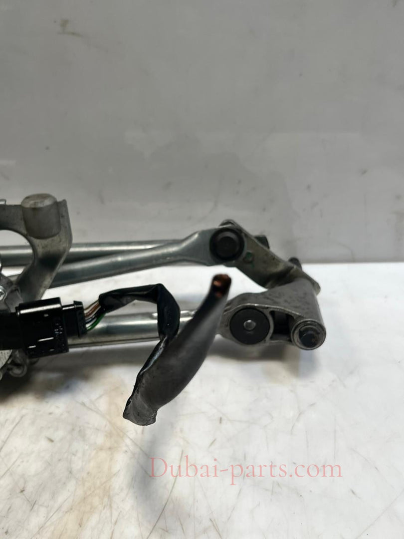 2010-2015 BMW X1 E84 Front Windshield Wiper Motor And Linkage 2992466 OEM