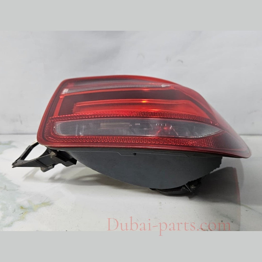 OEM BMW 1 Series F20 LCI Tail LAMP Right Tail-light Turn Indicator 7241544