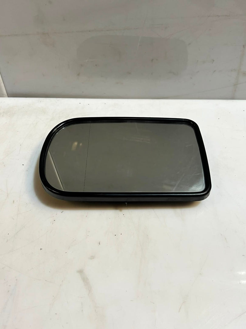 2001-2003 BMW 5' E39 530i LEFT Side View Mirror Glass 010371 OEM