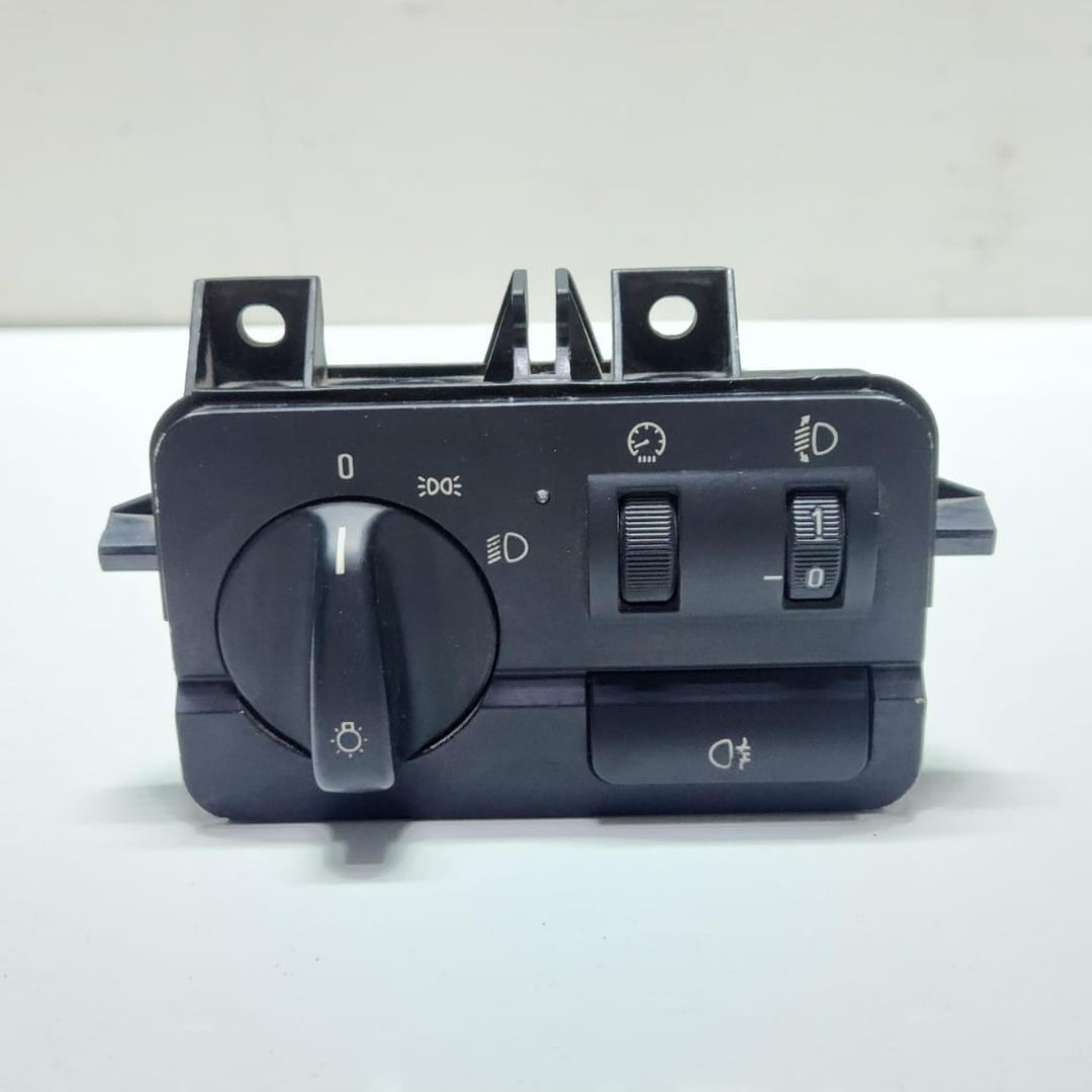 1998-2005 BMW 3 Series Headlight Control Switch 6907947 E46 320d and 330d OEM