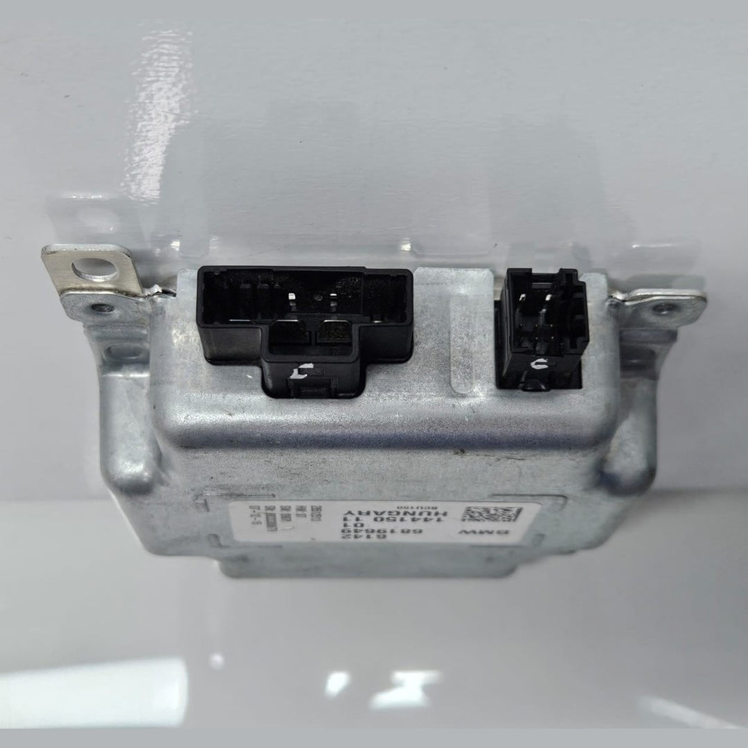 6819649-2017-2019 BMW 750i G11 G12 Battery Charge Control Module OEM