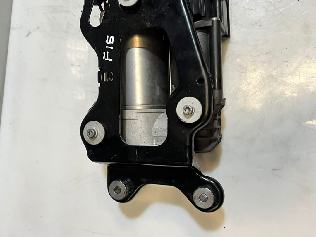 2015-2019 BMW X5 F15 F85 X6 F16 F86 Air Suspension Compressor Motor 6875177 OEM