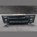 Load image into Gallery viewer, BMW X1 sDrive 18i E84  STERIO RECIVER MULTIMEDIA  RADIO Player CD - 9289109