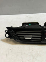 Bild in die Galerieansicht laden, 2012-2015 BMW X1 E84 FRONT CENTER Dashboard Air Vent 9258354 OEM
