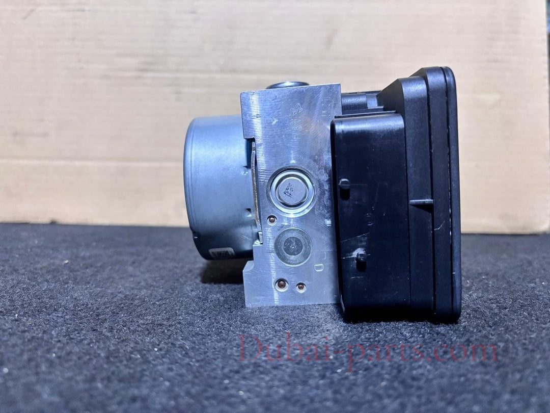 2013-2016 BMW F30 328i RWD ABS Anti-Lock Brake Pump Module Unit 6869726 OEM