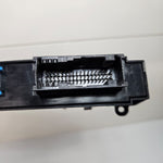 قم بتحميل الصورة إلى عارض الصور، 2006 BMW 325i Body Control Module Junction Box 6983303 OEM