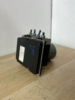 قم بتحميل الصورة إلى عارض الصور، OEM BMW X1 E84 And E90 Hydraulic Unit ABS Pump Module 6860214