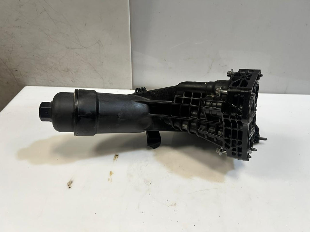 2018-2023 BMW 330i G20 G21 Oil Filter Housing HEAT EXCHANGER 72435982 8580414