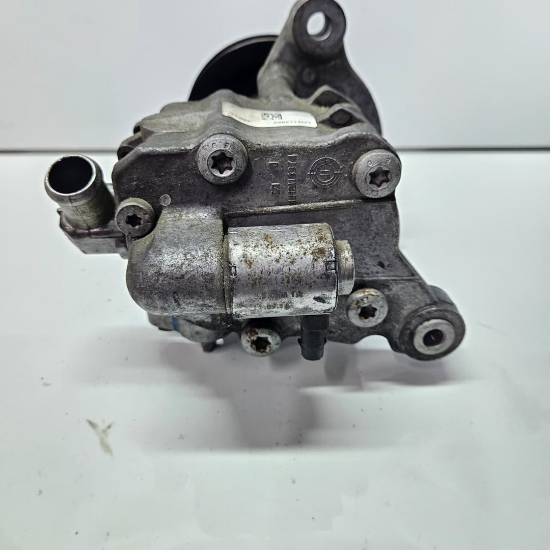 6796456-2010-2013 BMW X5 E70 X6 E71 4.4L GAS N63 Engine Power Steering Pump OEM