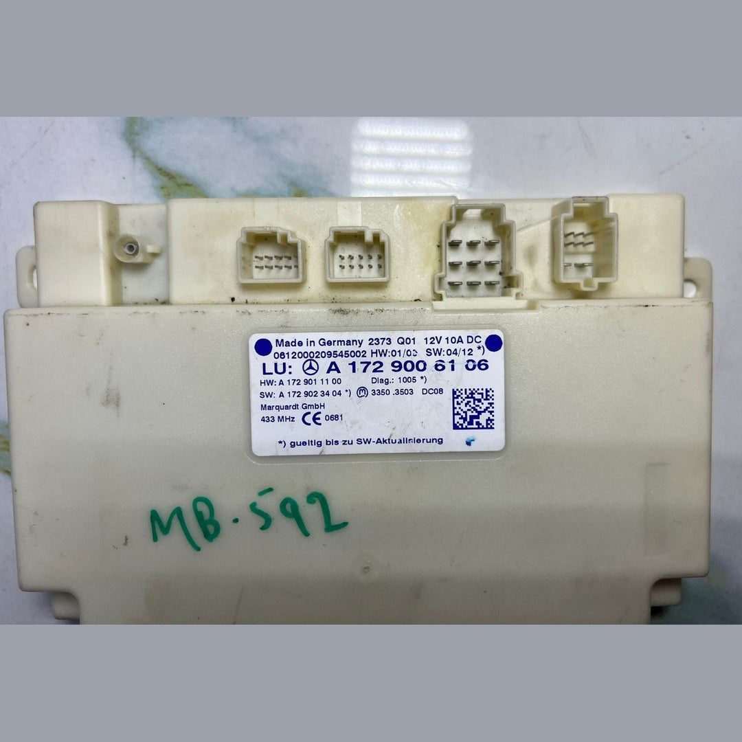 Mercedes W204 C-Class C350 C300 Keyless Go Entry Control Module A172 9006106 OEM
