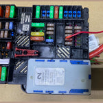 قم بتحميل الصورة إلى عارض الصور، 2018-2022 BMW 330i Fuse Box 8715718  330i G20 