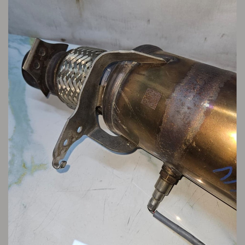BMW7 Series and M760i 6.6L Catalytic Converter 8654970