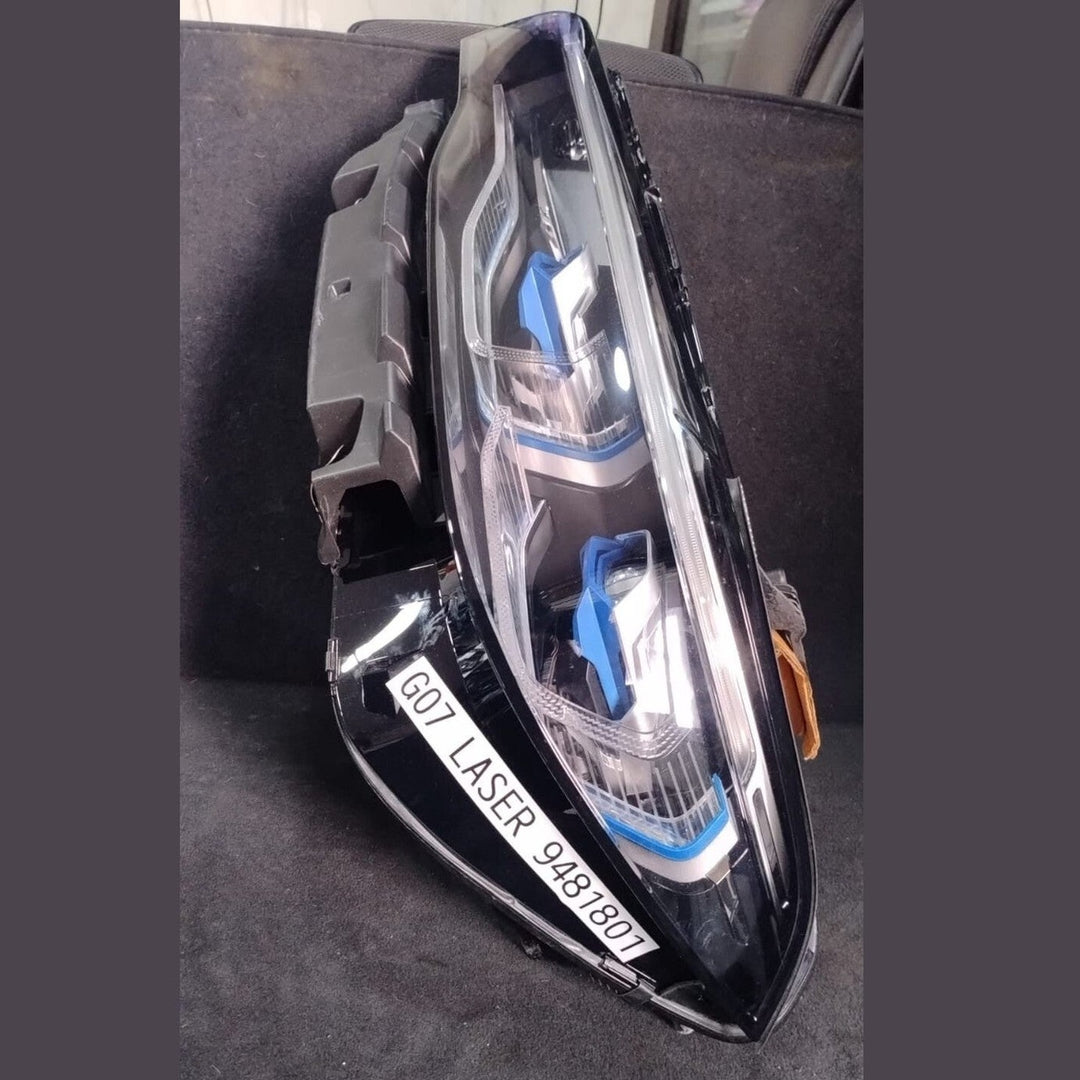 7494213   BMW X7 G07 2020 headlight headlamp