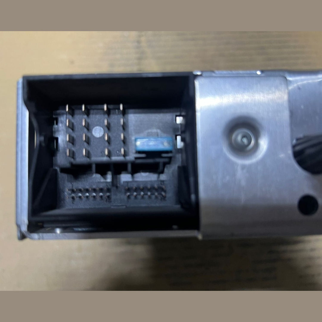 BMW Professional Cd Radio Player 9246500 E84 X1, E90, E91, E92, E93, E87, E88