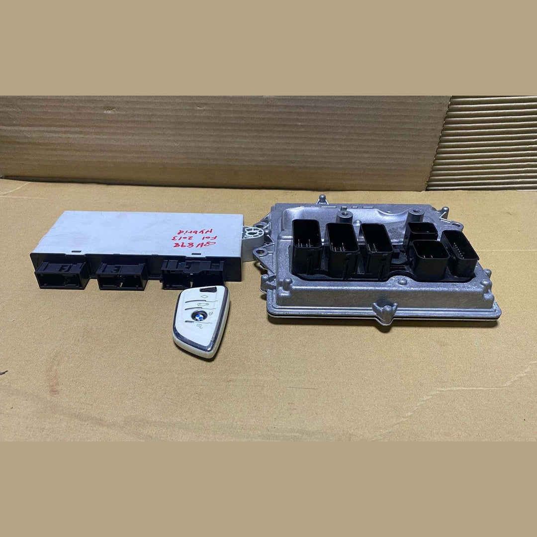 BOSCH 2013-2015 BMW 335i Engine Control Unit 7649279 BMW 335i F30 F31 N55 engine