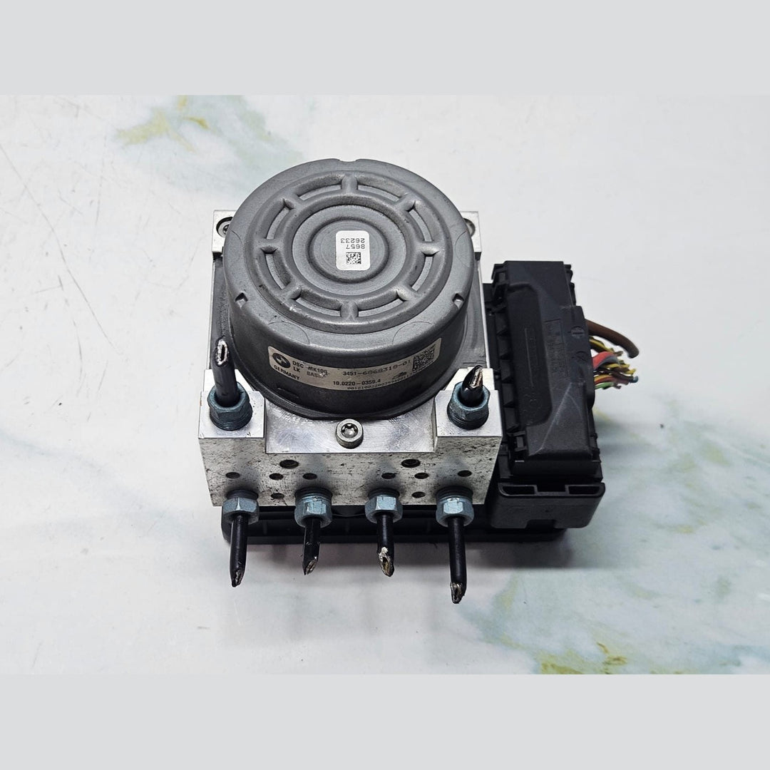2014 BMW 328i Anti-Lock Brake ABS Pump Control Unit Module 6868319