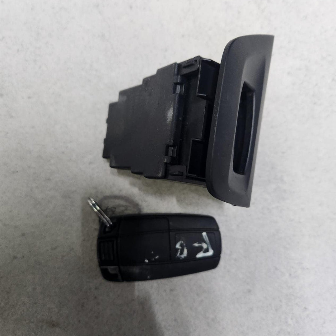 BMW Engine Control Unit 7550688 E81 E87 116i  N45 ECU SET 