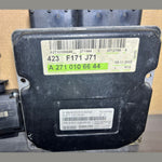 Load image into Gallery viewer, Mercedes W171 ECU Engine Control Module Ignition Key Switch Set A271 0106644 OEM