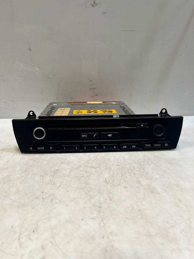 2004-2010 BMW X3 E83 Radio Receiver Am Fm Cd Player 9205282 OEM