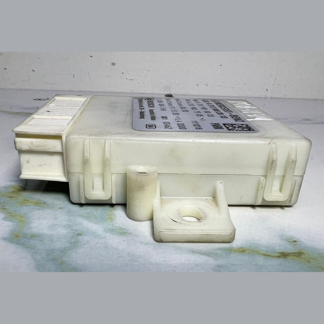 Mercedes-Benz W212 E-Class E350 Parking Distance Control Module A212 9002813 OEM