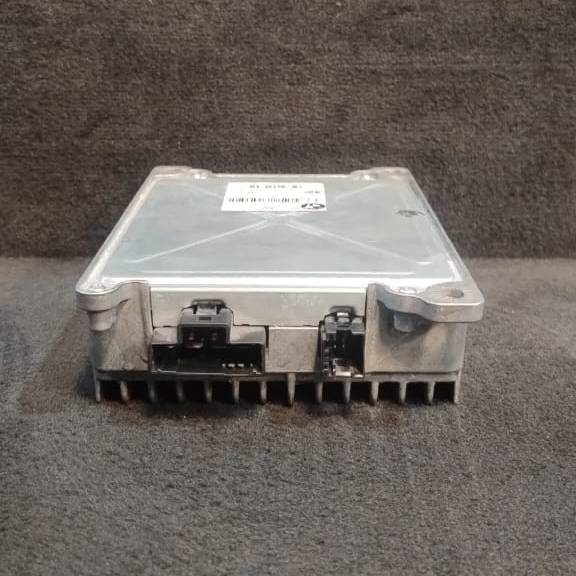 BMW 5 6 7 F01 F10 F06 BCU 150 AUXILIARY BATTERY CHARGING CONTROL UNIT -9240236