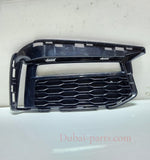 Bild in die Galerieansicht laden, 2017-2023 BMW 530i Front Bumper Lower Grill Cover  8064966 5 Series G30 G31 OEM