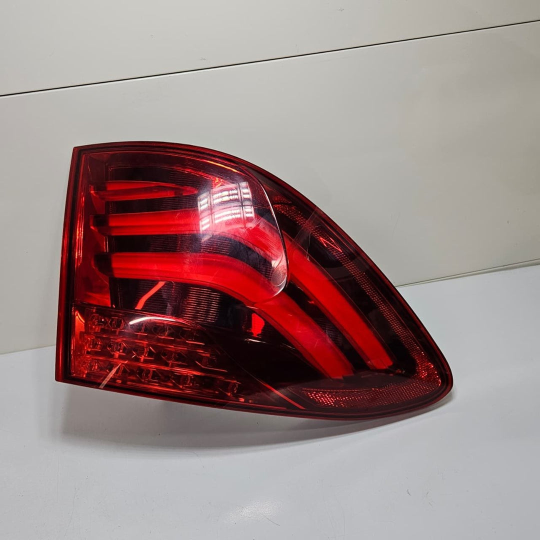 OEM BMW 5 Series GT F07, Rear Taillight 7199643 2015