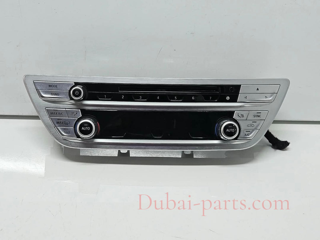 6822775-16-19 BMW 740i G11 G12 A/C and Heater Control Panel OEM
