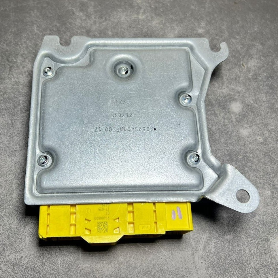 14-18 Mercedes W205 C-Class SRS Safety Restraint Control Module A205 9009427 OEM