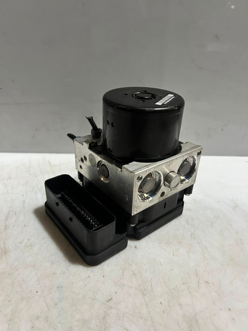 BMW F30 F31 F32 320I ABS Anti Lock Brake Pump Module 3451-6857323-01 OEM