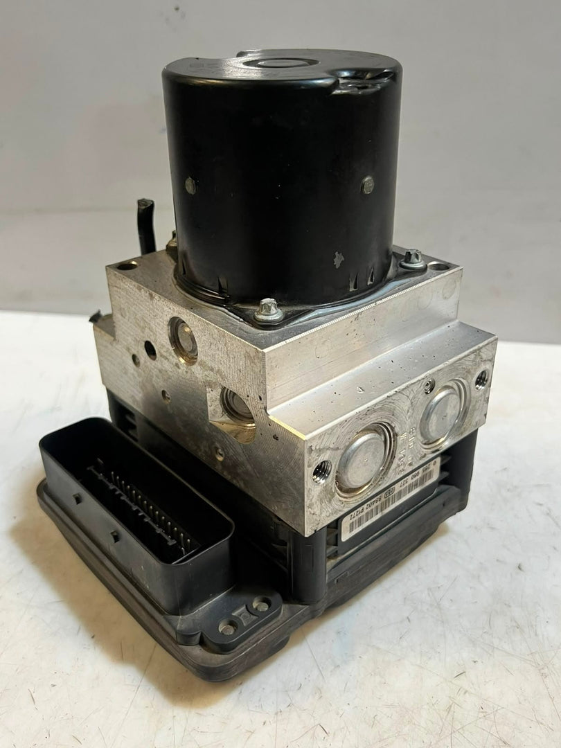 2008-2010 BMW E6X 535i 5 Series E60 520d Abs Pump Control Module 6783360 OEM
